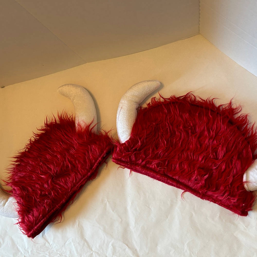 🎃 Set of 2 Red Viking Hats